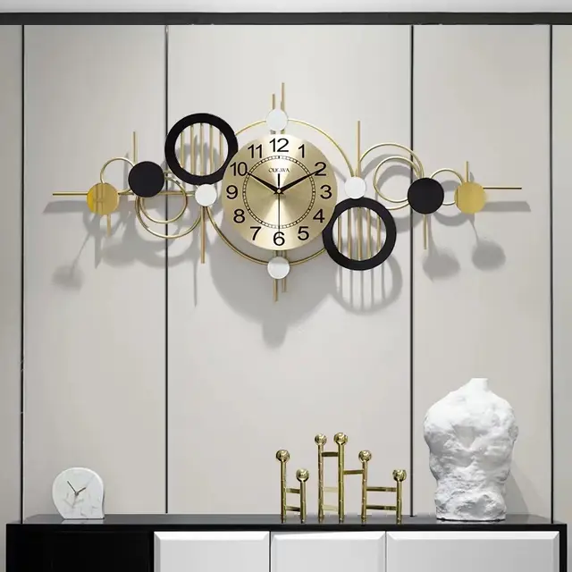 Modern Design Metal Wall Clock