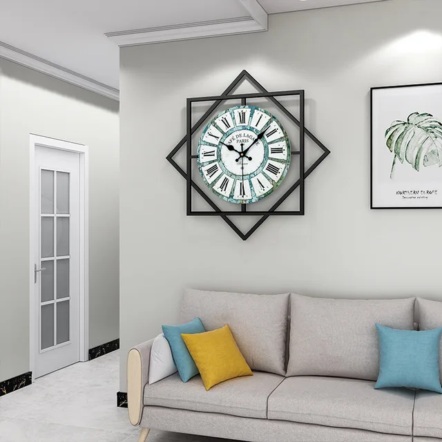 Geometric Design Modern Metal Wall Clock