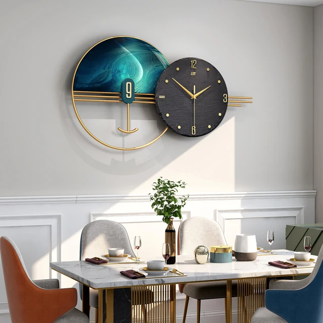 Gradient Design Modern Metal Wall Clock